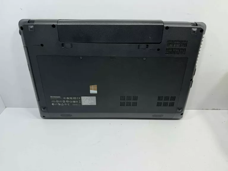 LENOVO ESSENTIAL G585 15,6" E1-1200 4GB RAM 500GB