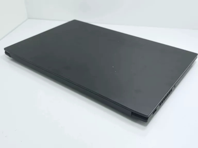ASUS CREATOR Q530VJ 15.6" FHD OLED I7-13620H