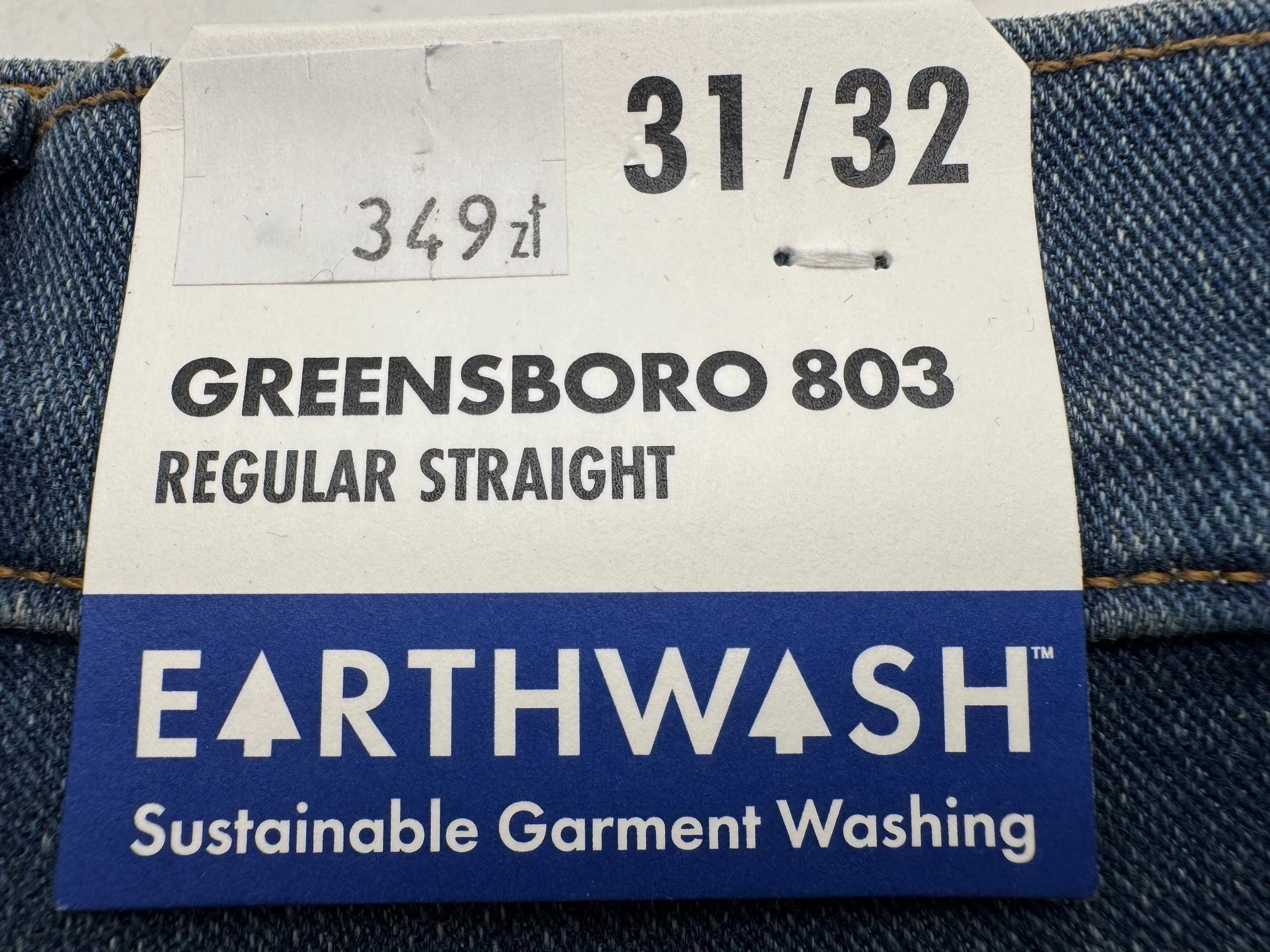 meskie-spodnie-jeansowe-proste-wrangler-greensboro-3132-ean-gtin-5401018579512