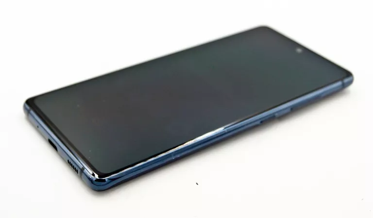TELEFON SAMSUNG GALAXY S20 FE 6/128 GB / ŁADNY STAN