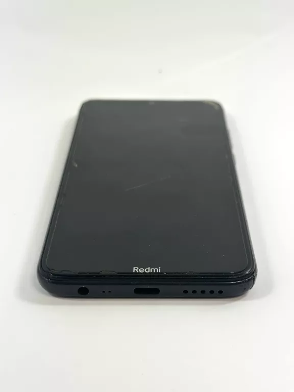 TELEFON XIAOMI REDMI 8 3 GB / 32 GB