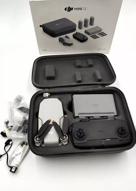 DRON DJI MINI SE FLY MORE COMBO