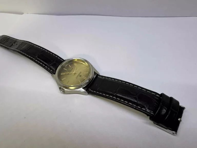 ZEGAREK PERFECT C424
