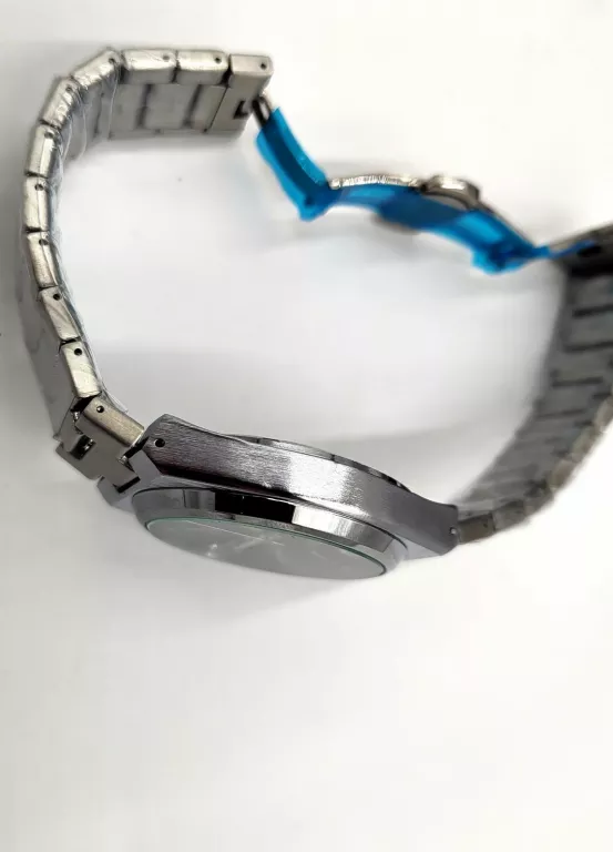ZEGAREK TISSOT T137.410A OPIS