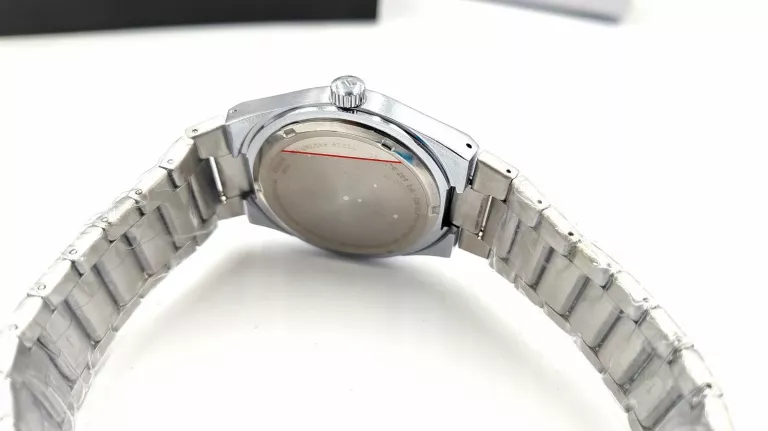 ZEGAREK TISSOT T137.410A OPIS
