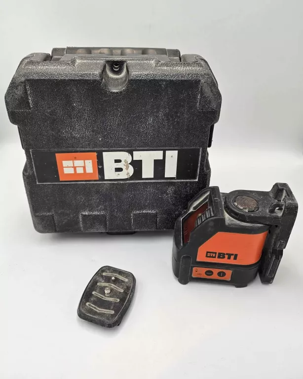 LASER KRZYŻOWY BTI KLL 150