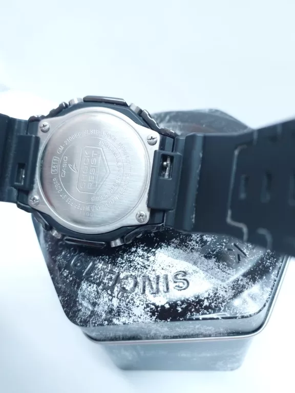 ZEGAREK G-SHOCK GM-2100BB-1AER