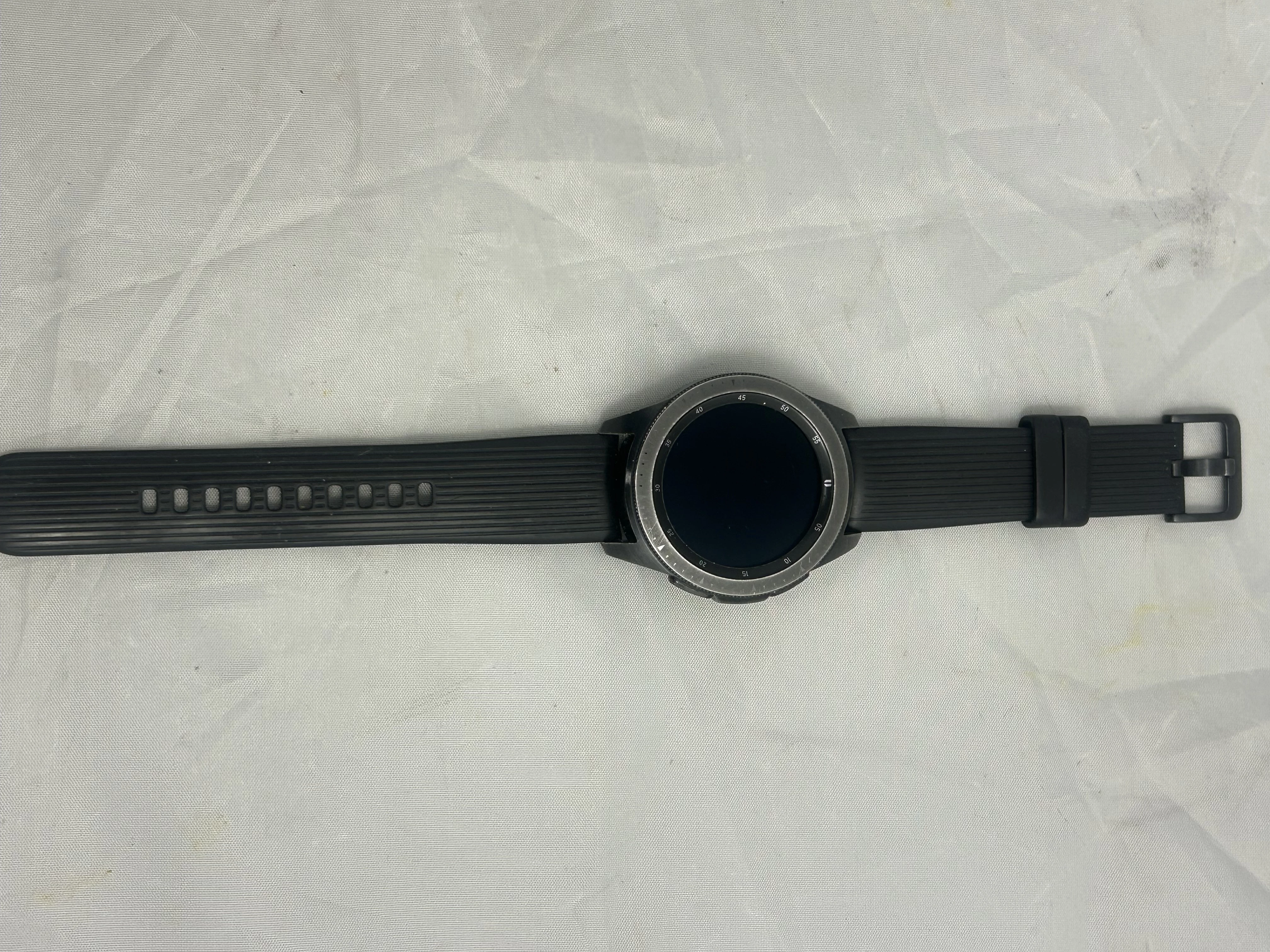 samsung-galaxy-watch-sm-r810-model-249460-1651273