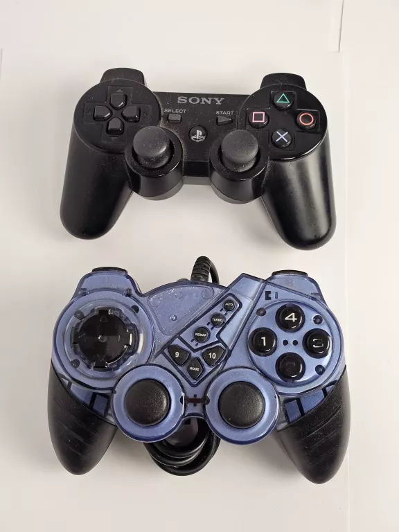 KONSOLA SONY PLAYSTATION 3 PS3 SLIM 320GB CECH-3004B + 2X PAD
