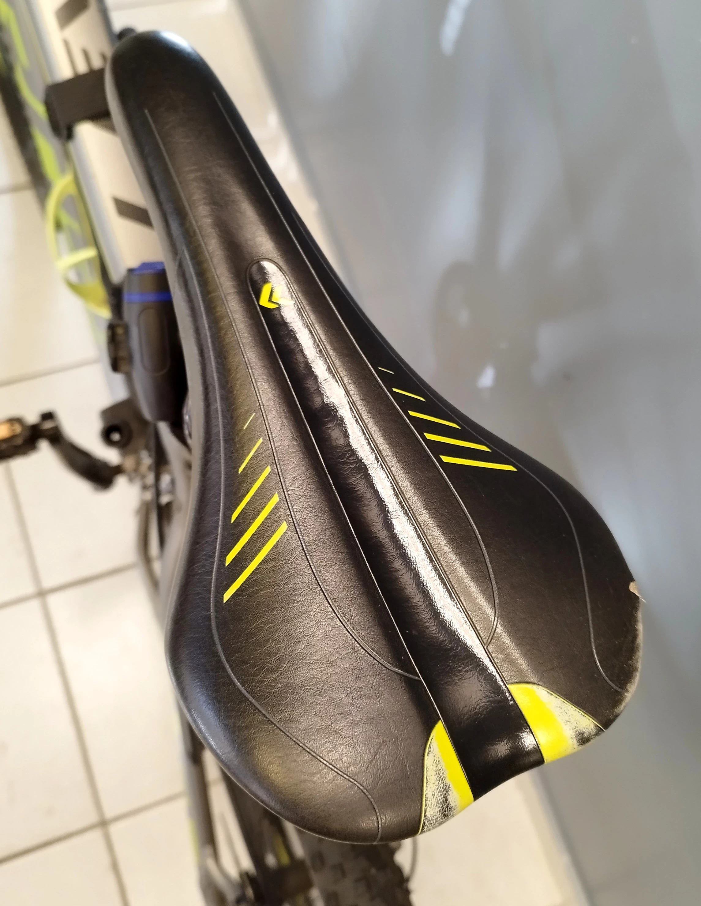 rower-kross-level-b2-2016-rama-19-rozmiar-m-kola-29-material-ramy-179-1