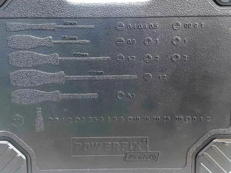 zestaw-13-srubokretow-powerfix-profi-z-walizka-i-zestaw-bitow-kod-producenta-402824