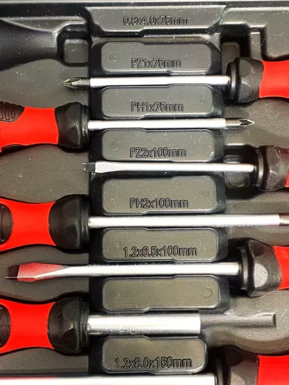 zestaw-13-srubokretow-powerfix-profi-z-walizka-i-zestaw-bitow-stan-11323-2