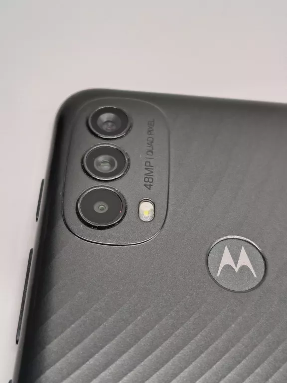 TELEFON MOTOROLA MOTO E40 64/4GB