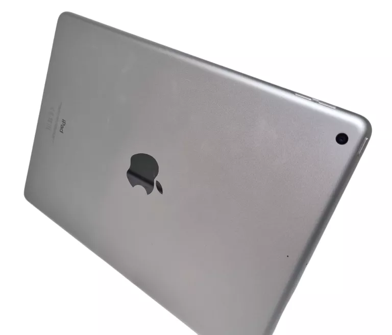 TABLET APPLE IPAD (7TH GEN) 10,2" 3 GB / 32 GB SREBRNY