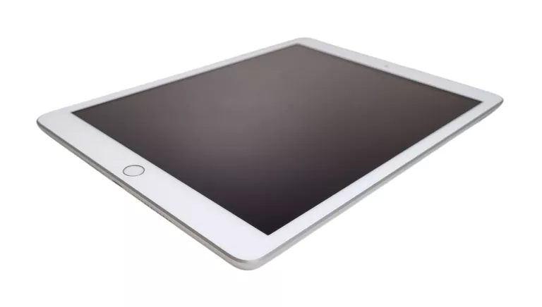 TABLET APPLE IPAD (7TH GEN) 10,2" 3 GB / 32 GB SREBRNY