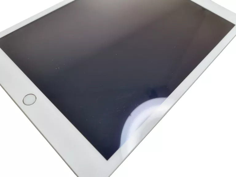 TABLET APPLE IPAD (7TH GEN) 10,2" 3 GB / 32 GB SREBRNY