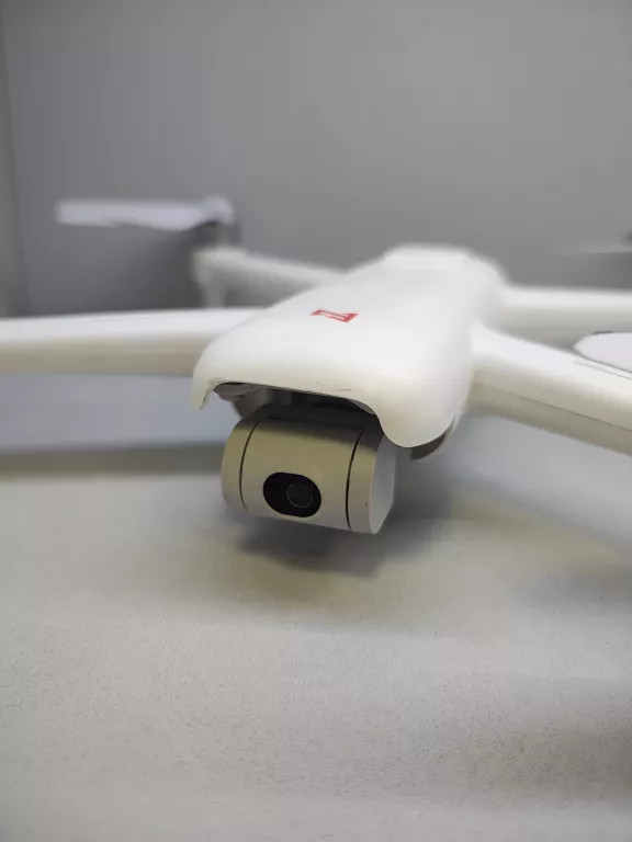 dron-xiaomi-fimi-a3-zestaw-liczba-smigiel-129406-1