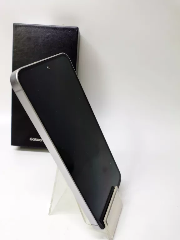 TELEFON SAMSUNG GALAXY S24 FE (MODEL: SM-S721B/DS)