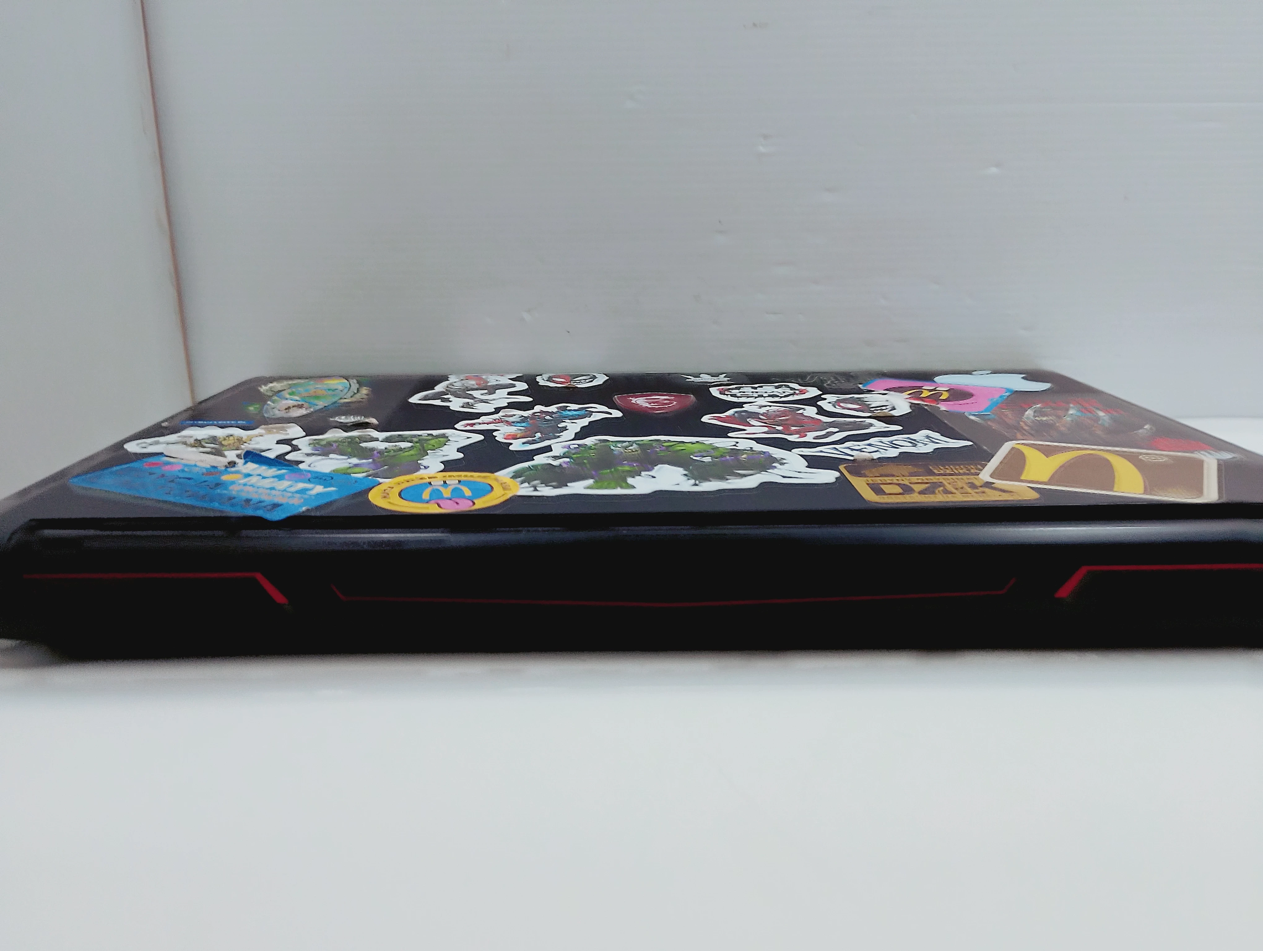 laptop-msi-thin-gf63-156-fhd-144hz-i7-7700-81tssd-stan-11323-2