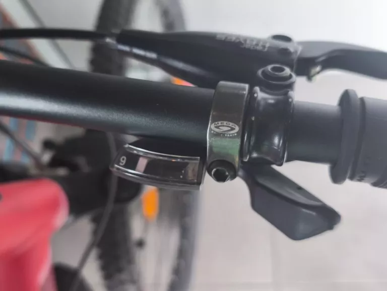 rower-mtb-btwin-rockrider-540-kola-275-rama-xl-liczba-biegow-9