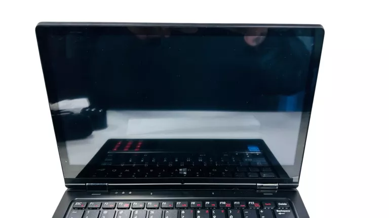 LAPTOP TECHBITE ARC 11.6 64 GB WINDOWS 10 PRO STAN DOBRY