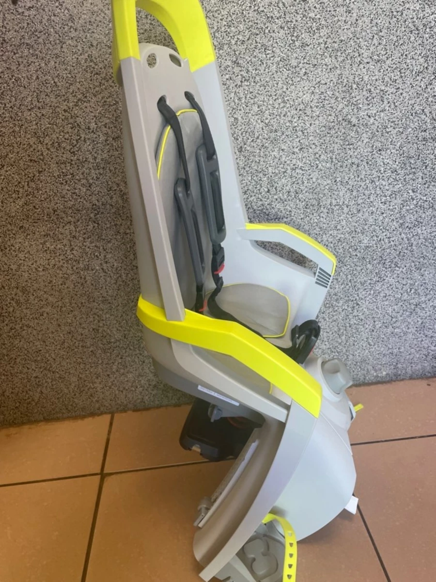 fotelik-rowerowy-dzieciecy-hamax-amaze-553205-ham-na-bagaznik-stan-11323-2