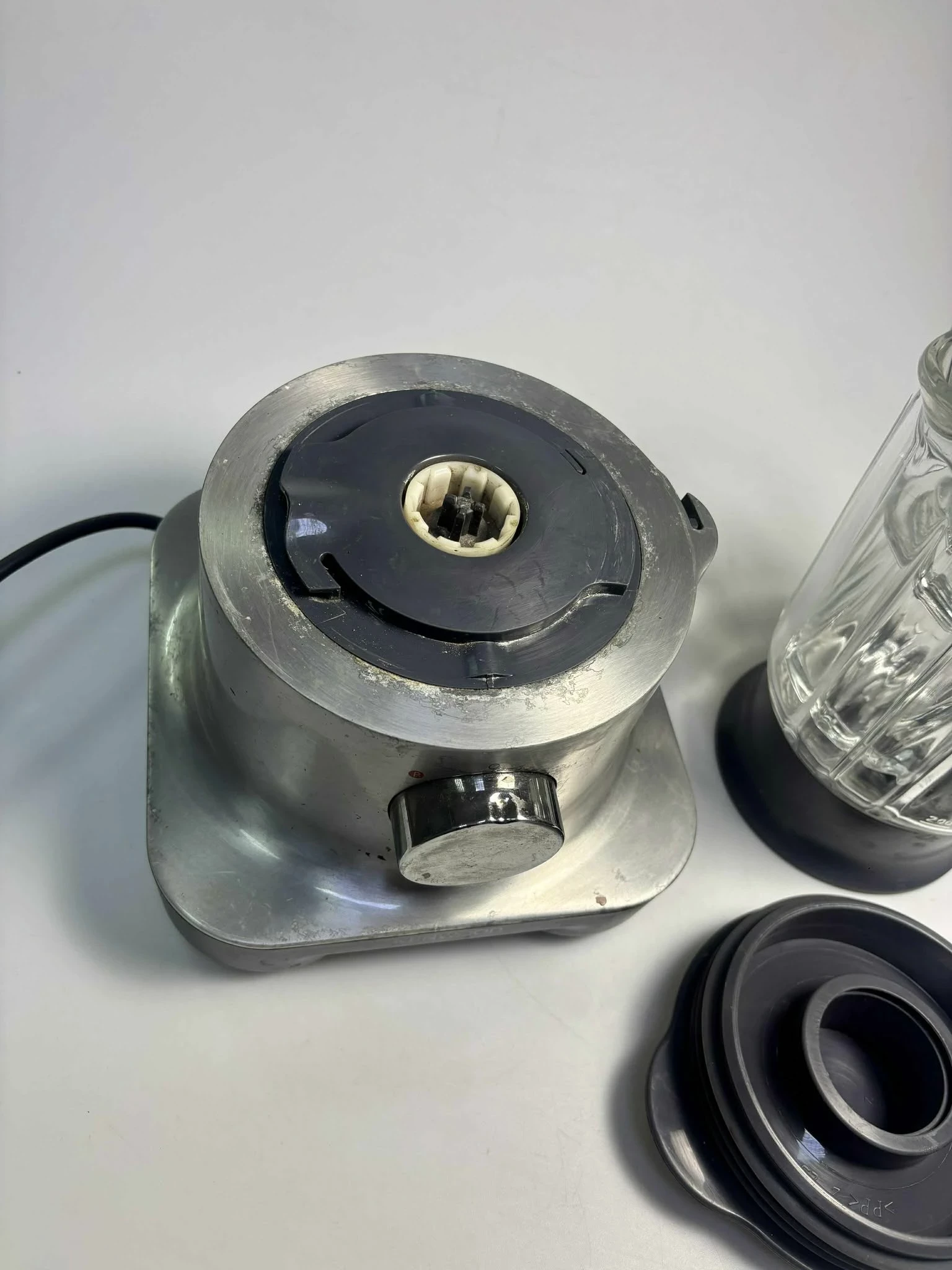 robot-kuchenny-kenwood-fpm270-stan-11323-2