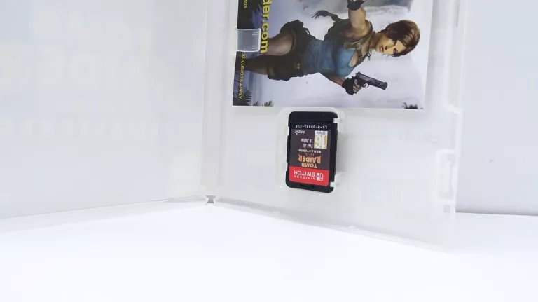 GRA SWITCH TOMB RAIDER I II III REMASTERED