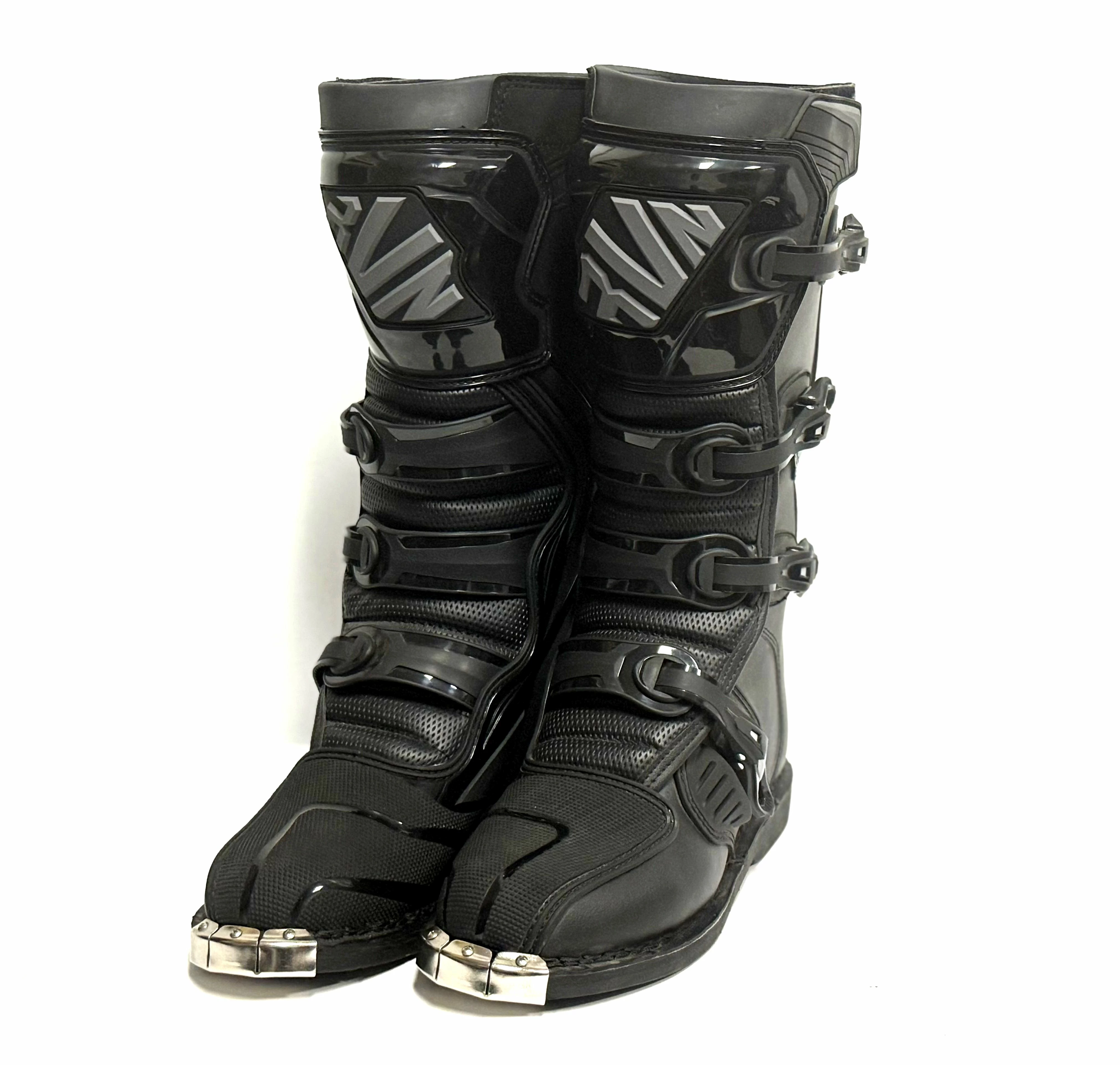 buty-cross-raven-trooper-czarne-rozmiar-45-ean-gtin-6009699085637