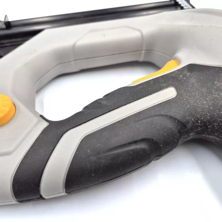 ZSZYWACZ GWOŹDZIARKA TITAN TTB517STP 25MM