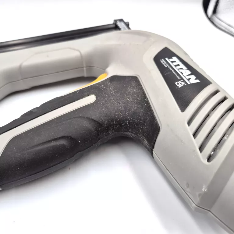 ZSZYWACZ GWOŹDZIARKA TITAN TTB517STP 25MM