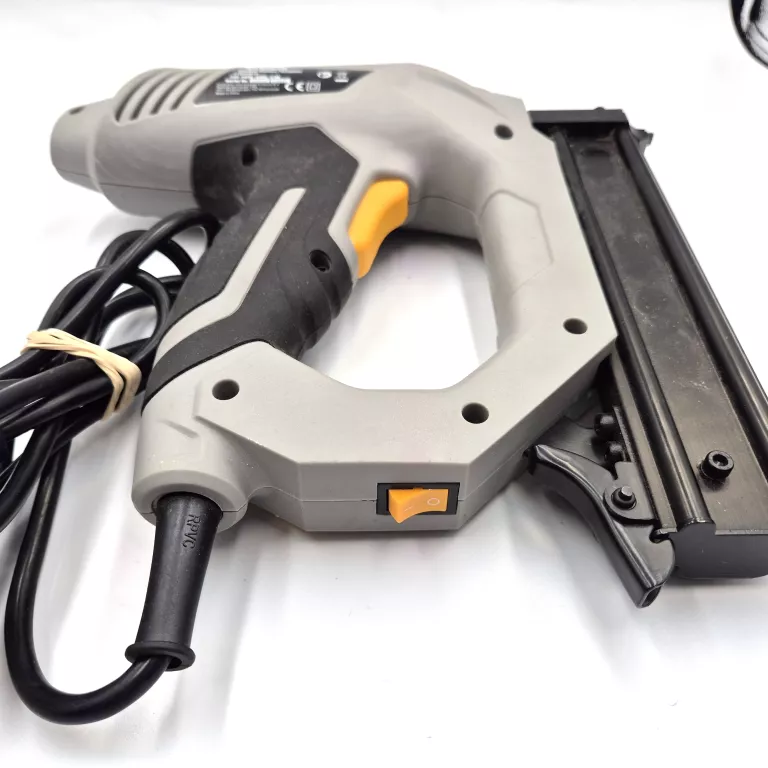 ZSZYWACZ GWOŹDZIARKA TITAN TTB517STP 25MM