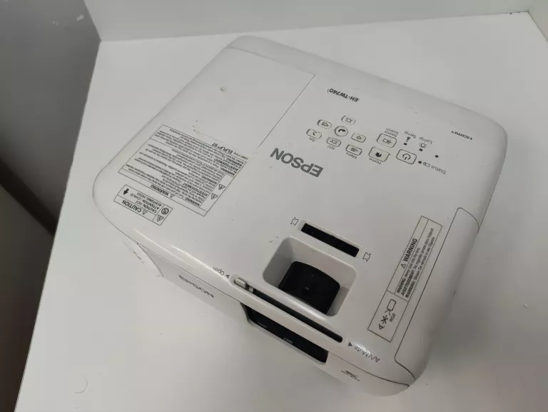 PROJEKTOR EPSON EH-TW740