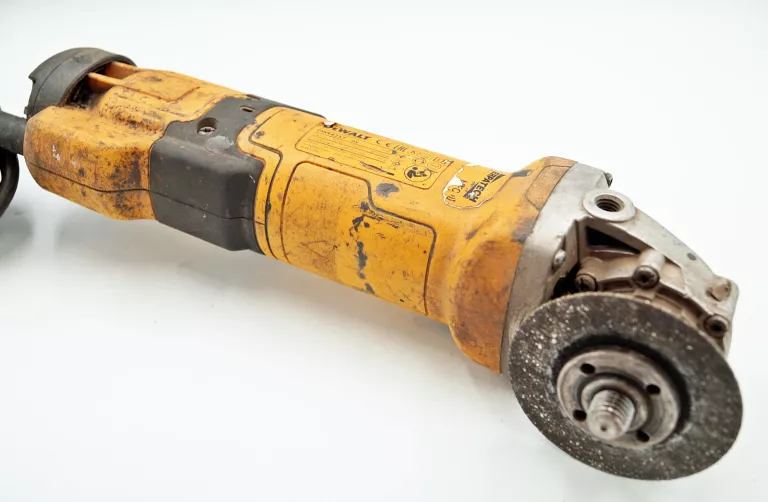 SZLIFIERKA DEWALT DWE4257