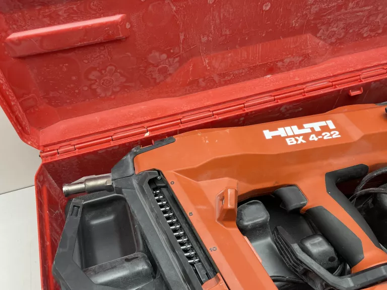HILTI AKUMULATOROWY OSADZAK BX 4-IF-22 + AKU + WALIZKA