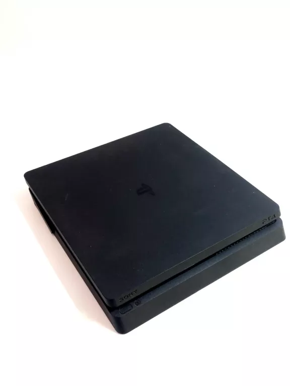 KONSOLA PLAYSTATION 4 SLIM 500GB PAD