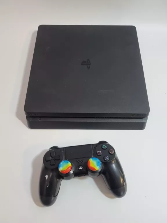 KONSOLA PLAYSTATION 4 SLIM 500GB PAD