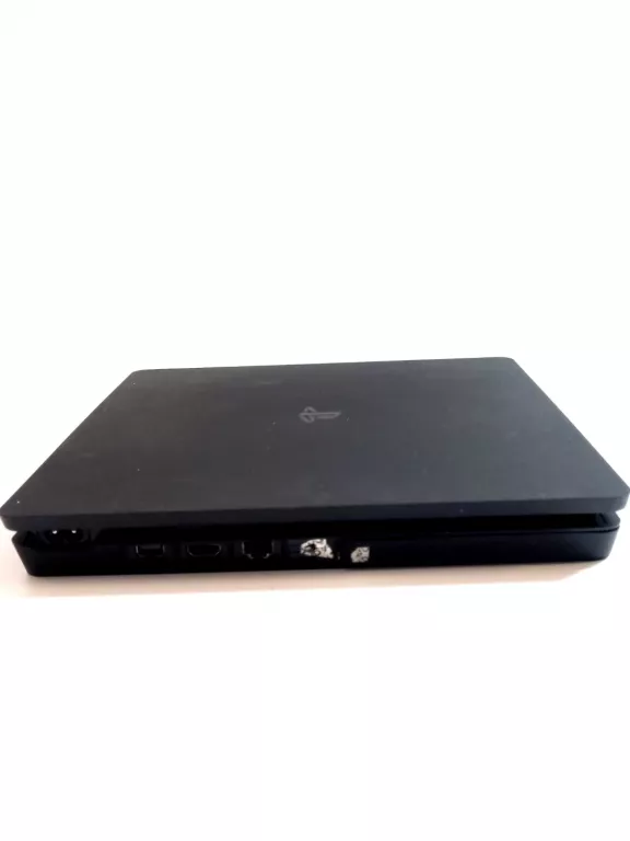 KONSOLA PLAYSTATION 4 SLIM 500GB PAD
