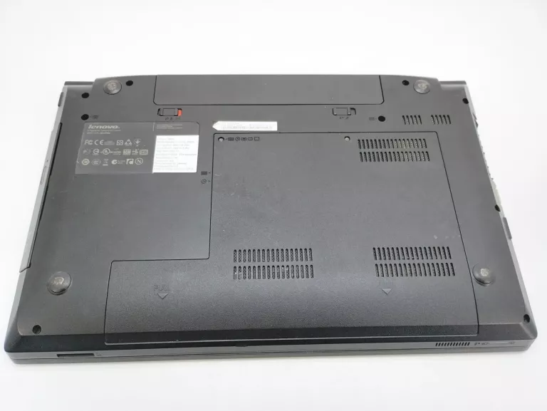 LAPTOP LENOVO B590 INTEL CELERON 8GB RAM/ 120 GB SSD