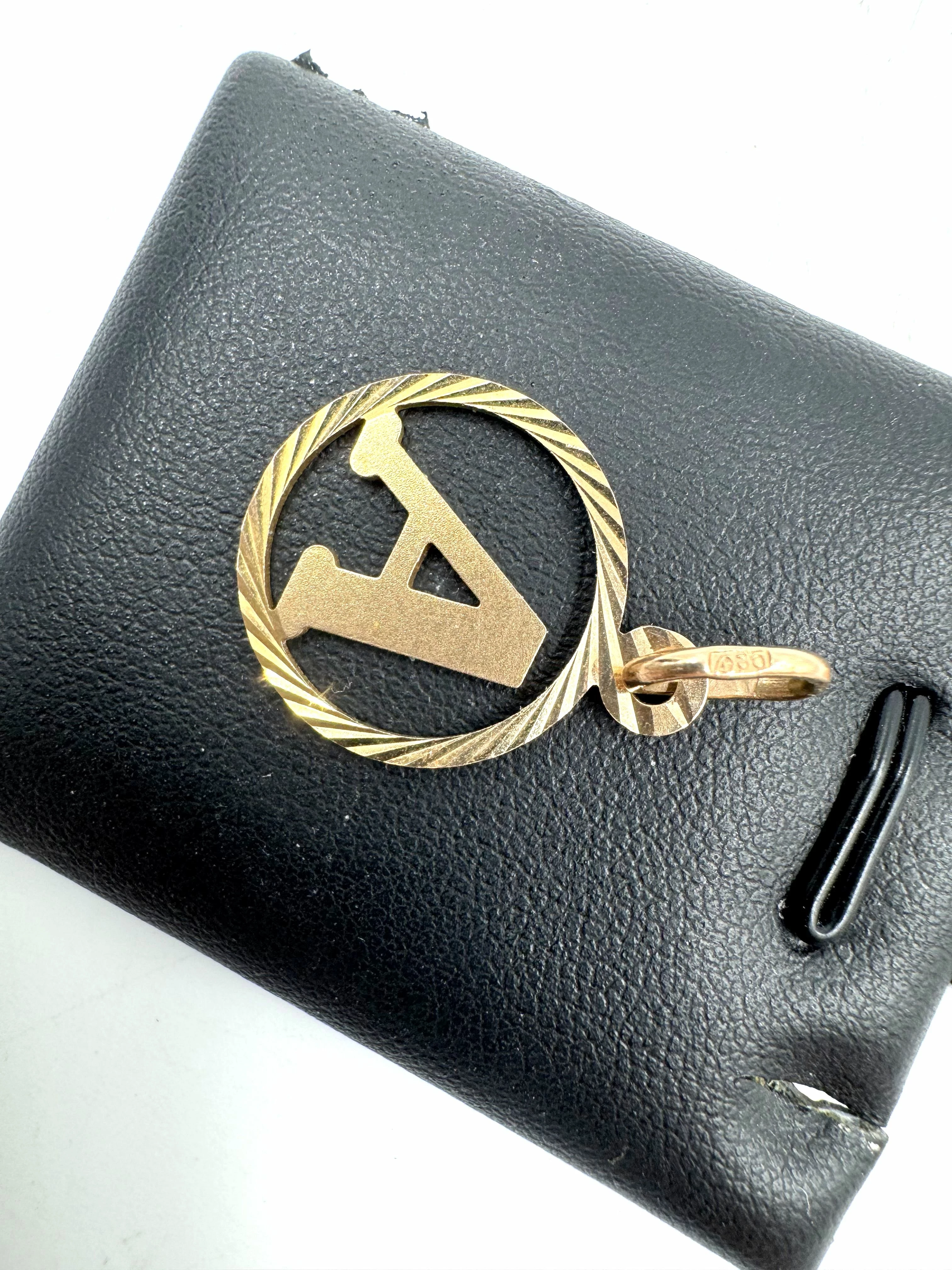 zlota-zawieszka-litera-a-proby-585151g-stan-11323-2