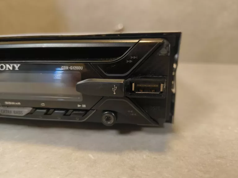 RADIO SAMOCHODOWE SONY CDX-G1100U