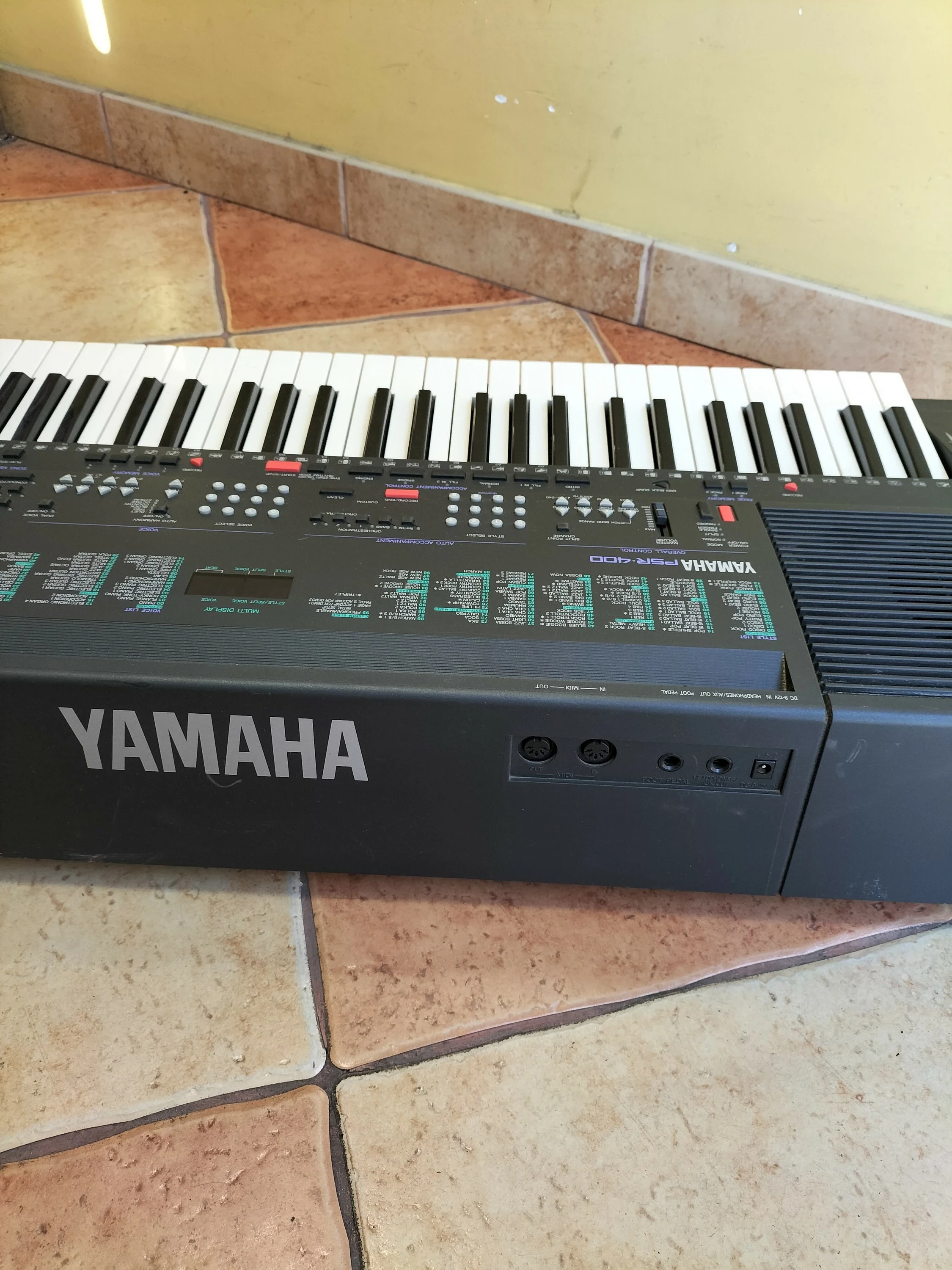 keyboard-yamaha-psr-400-liczba-klawiszy-61
