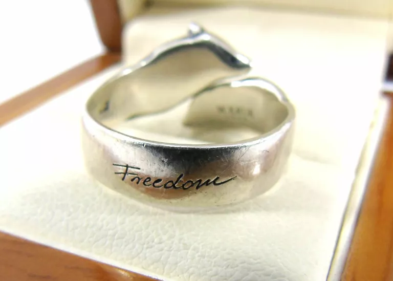 SREBRNY PIERŚCIONEK FREEDOM WILK KRUK PR925 R.19