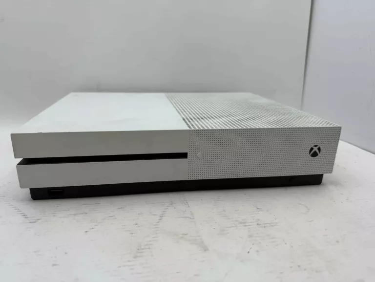 KONSOLA XBOX ONE