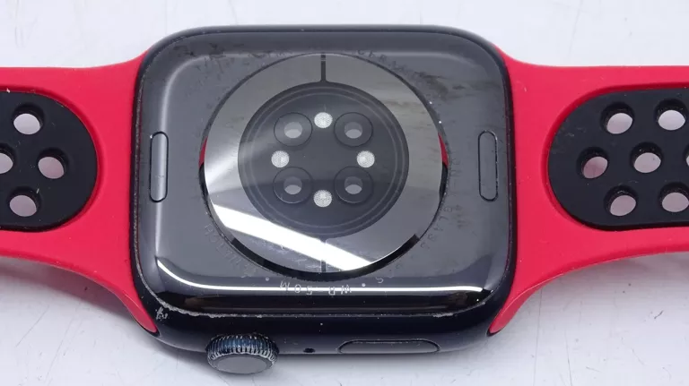 smartwatch-apple-watch-series-8-45mm-gps-alu-model-249460-1651452