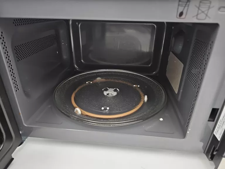 KUCHENKA MIKROFALOWA BOSCH FFL023MS2