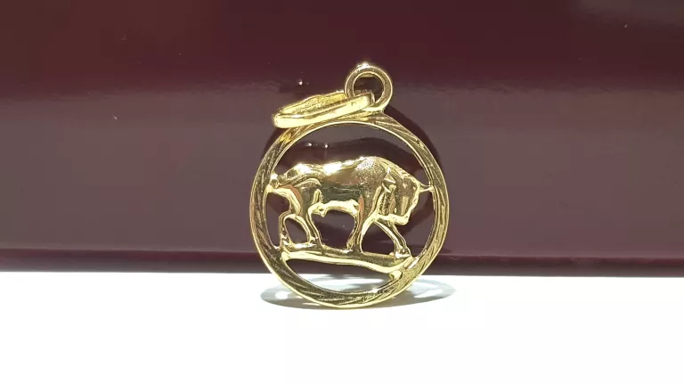 ZŁOTY WISIOREK ZAWIESZKA BYK PR585 0,5X0,5CM 0,71G