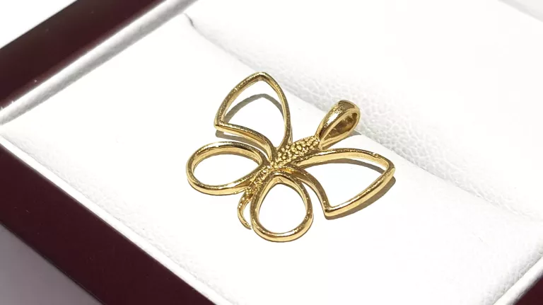 ZŁOTA ZAWIESZKA WISIOREK MOTYLEK PR585 0,75G 1,5X1,5 CM