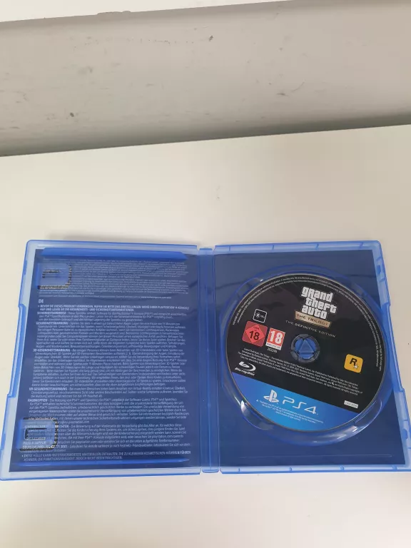 GRA NA PS4 - GTA TRILOGY - GRAND THEFT AUTO: THE TRILOGY