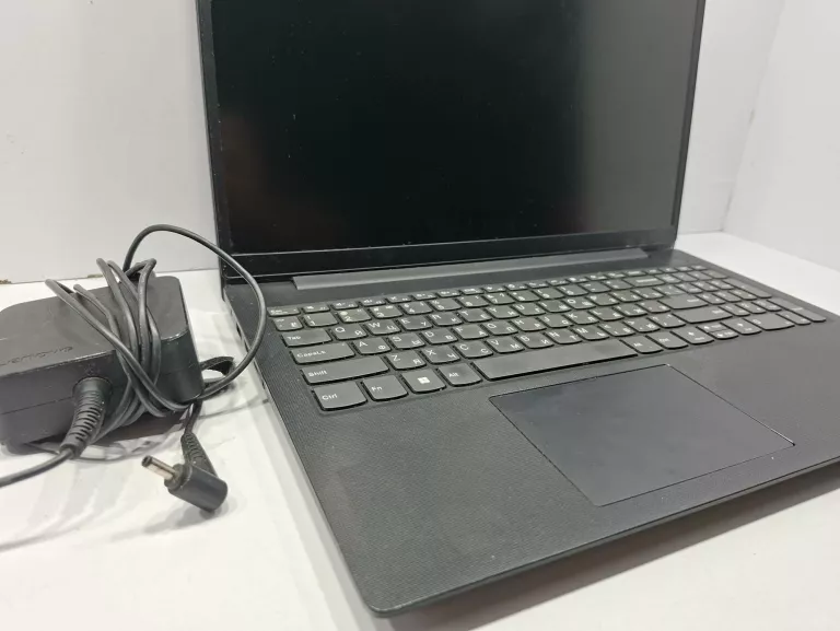 LAPTOP LENOVO V15 G2 ALC